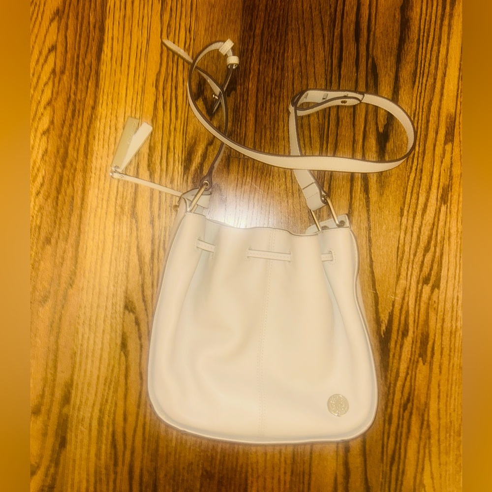 Vince Camuto White Drawstring Bucket Bag Purse Crossbody